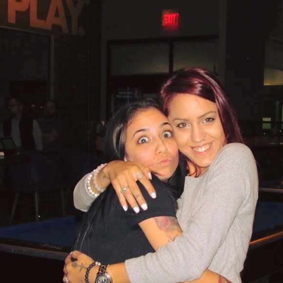 Meet your Posher, Mariah - Picture 4 of 6